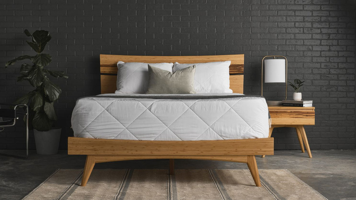 Silk and Snow vs Douglas Mattress (Canadian Comparison)