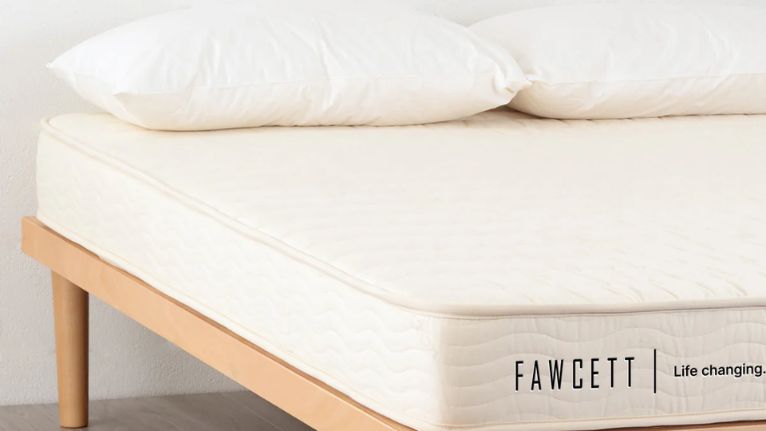 Latex vs Memory Foam (Canada): Full 2026 Comparison Guide