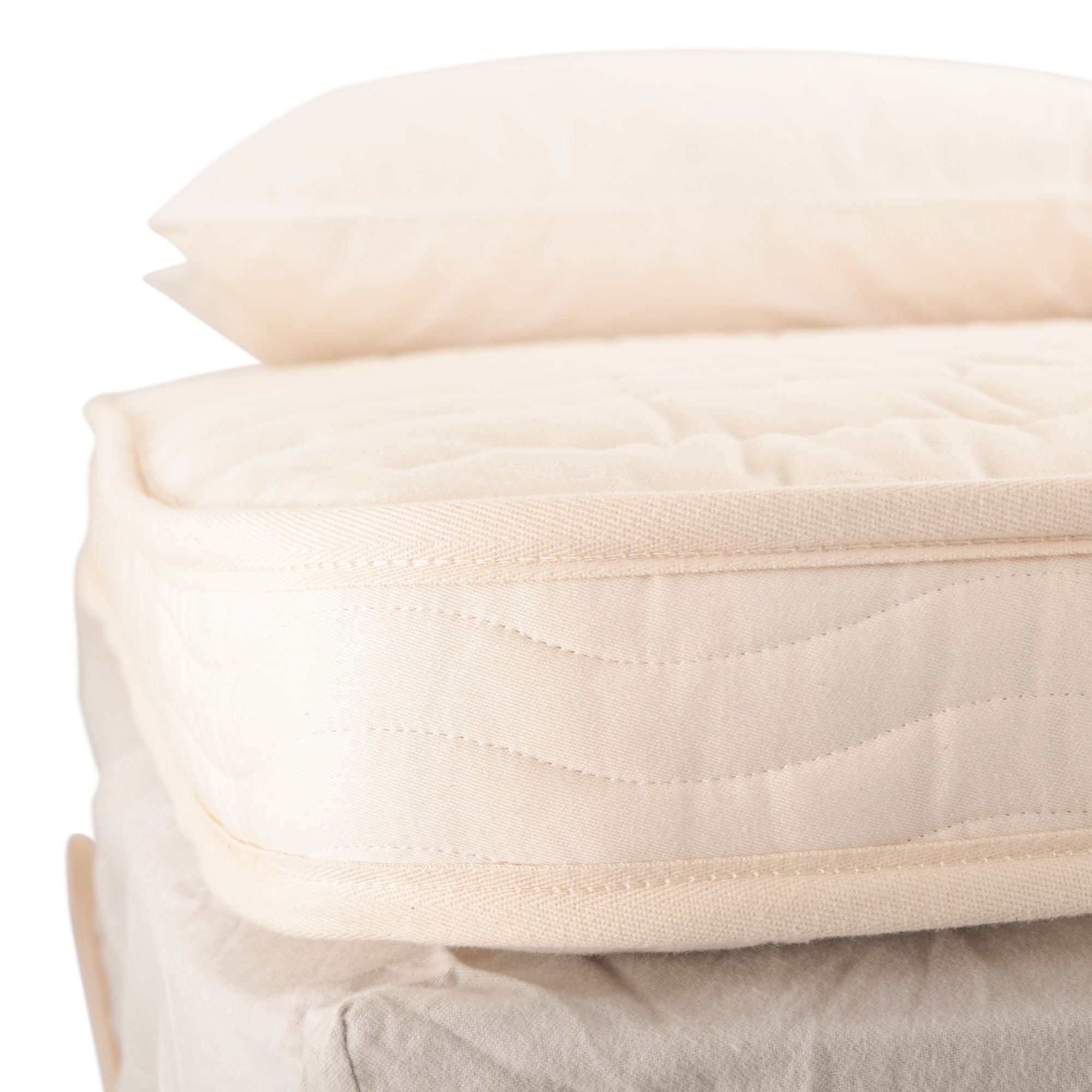 4 inch premium latex topper corner view