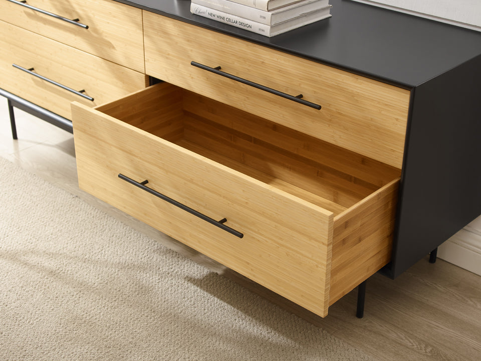 Santa Cruz 4 Drawer Dresser
