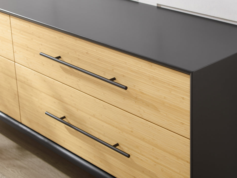 Santa Cruz 4 Drawer Dresser