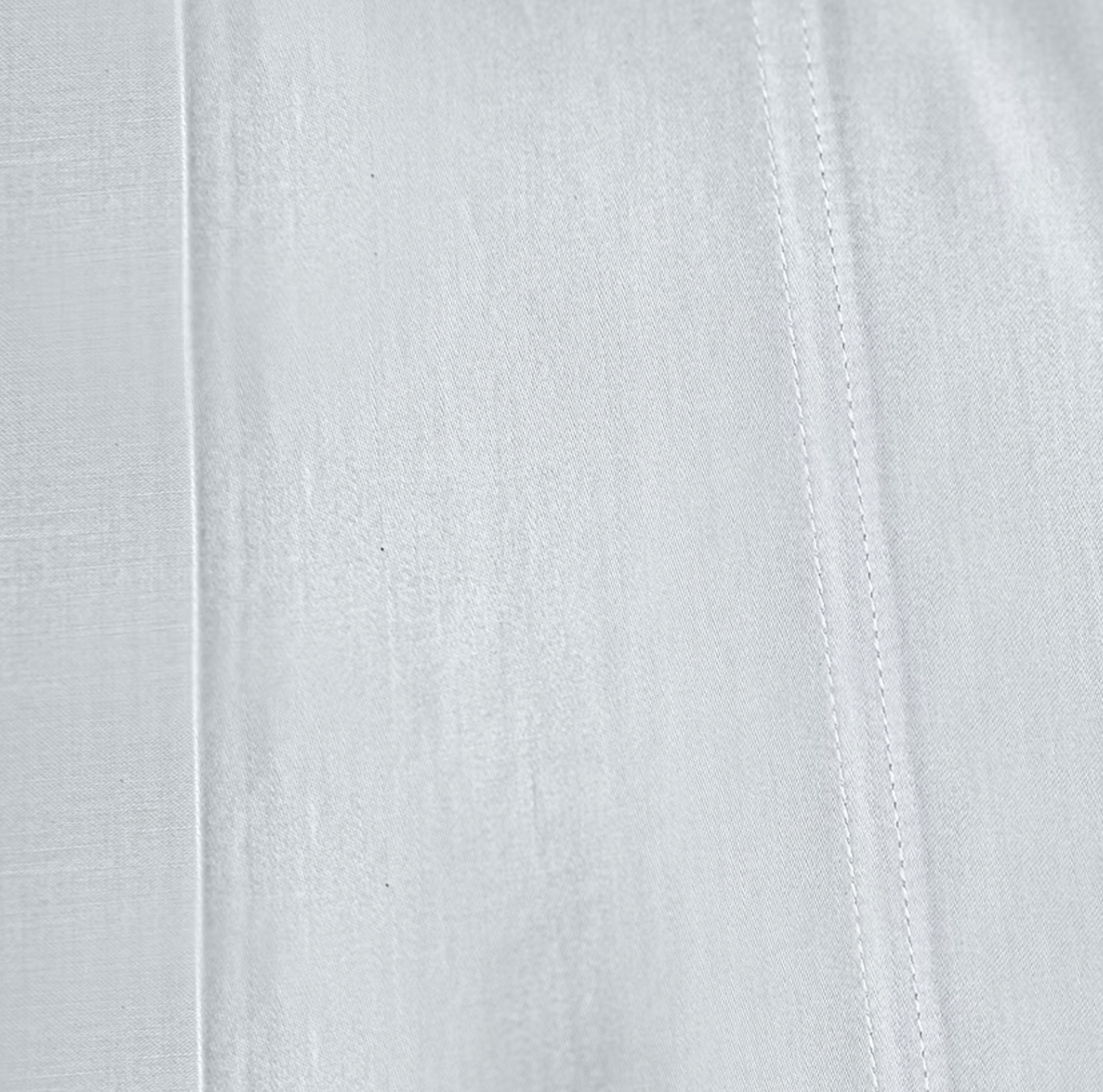 Porto Cotton Sateen Sheet Set white close up