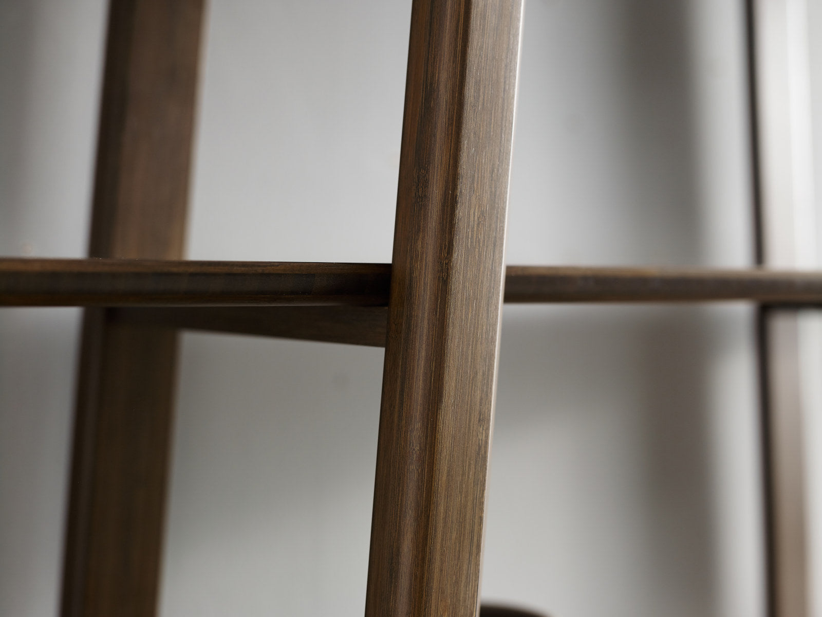 Currant - Bookshelf