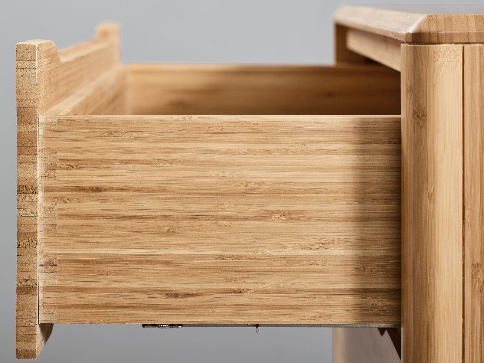 Currant - 5 Drawer Chest
